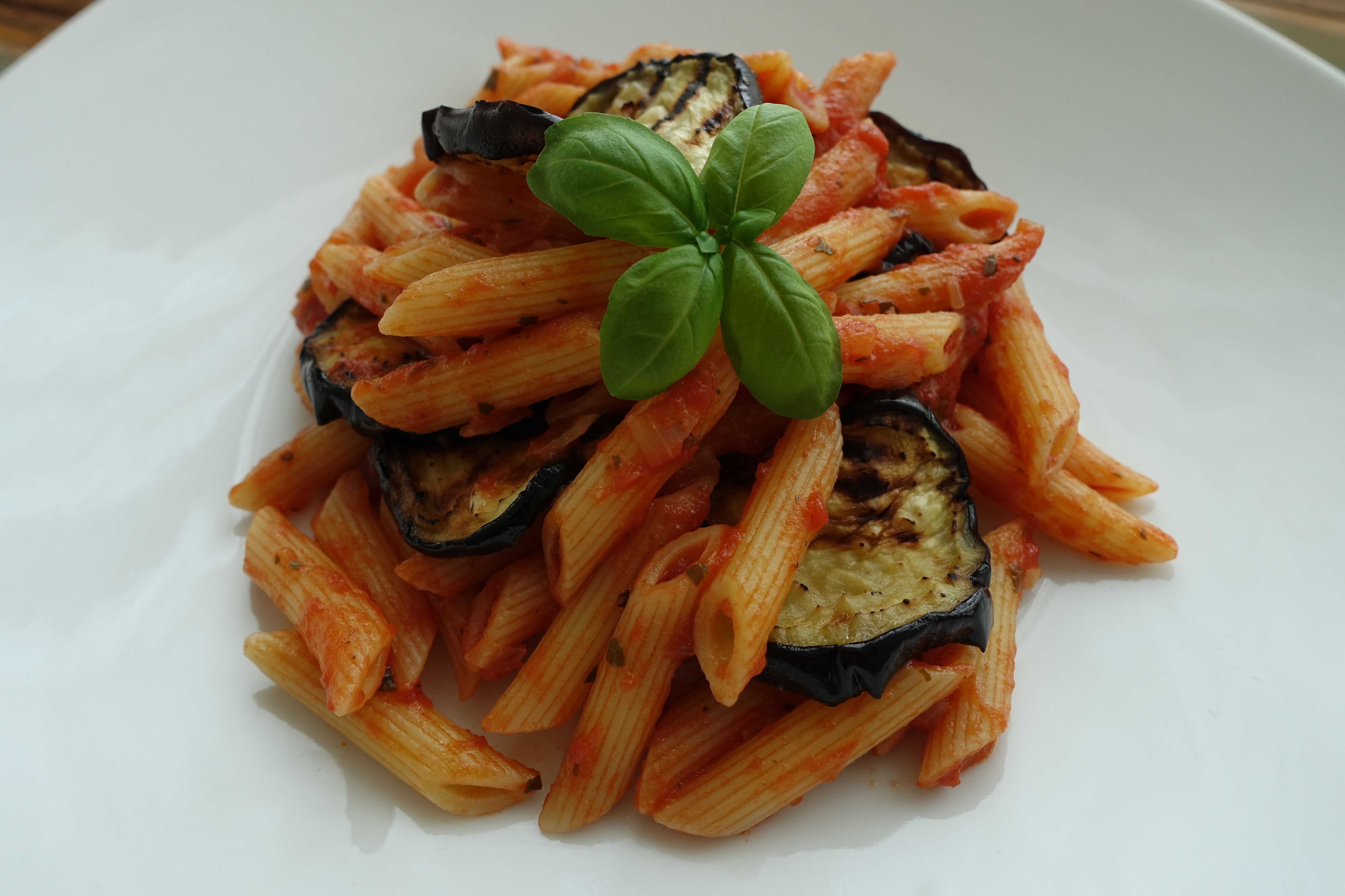 Vegan mediterran: Penne con crema di melanzane – linzersmileys Vegan mediterran: Penne con crema di melanzane – linzersmileys