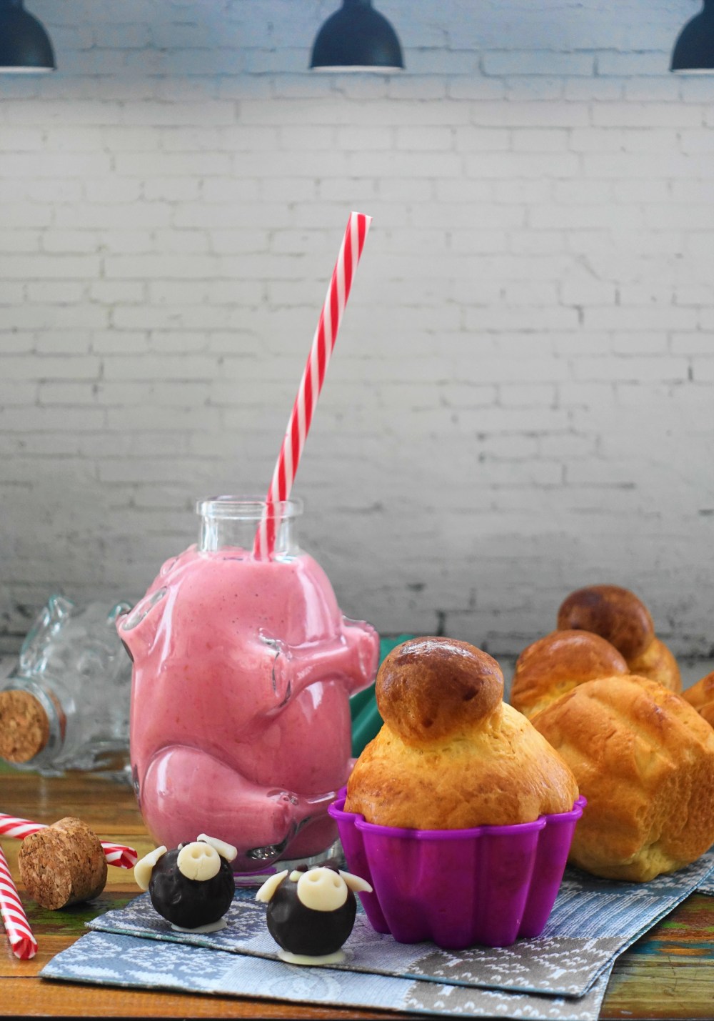 Smoothie und Brioche