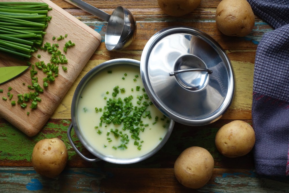 Easy Cooking; einfach und schnell kochen, gesund & lecker; Potage Parmentier - französische Kartoffel-Lauchsuppe, Kartoffelgericht, pommes de terre