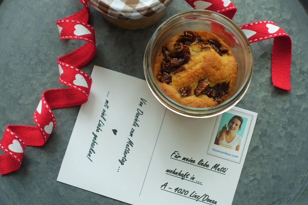 Kuchen im Glas, selbst gemacht, mit Feigen und Zitrone; perfekt zum Verschenken und Verschicken! lecker, kreativ, vegetarisch