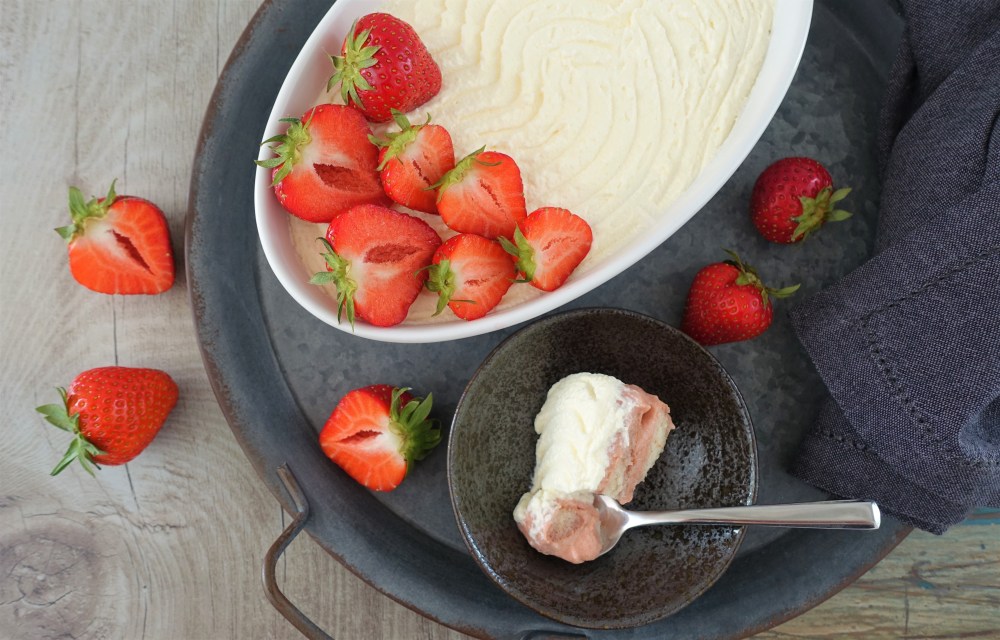 Erdbeer-Rhabarber-Tiramisu