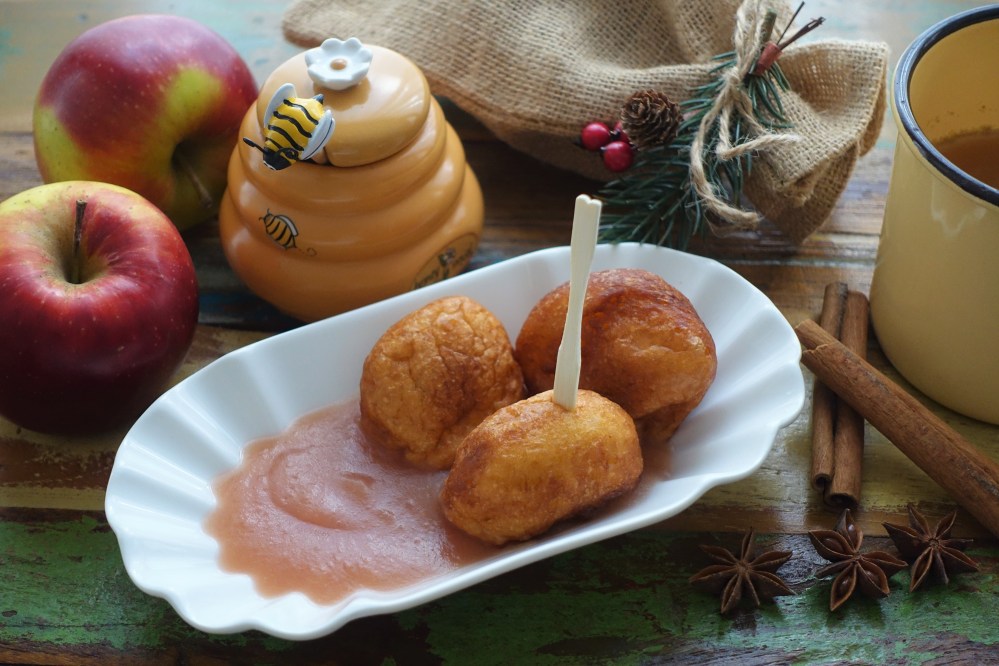 Met, Honigwein, alkoholfrei, selbst gemacht, Mäusebäckerey, gebackene Mäuse, Rezept aus dem Mittelalter, kulinarische Zeitreise, Advent, Adventmarkt, Weihnachten, Fasching, in Fett Gebackenes