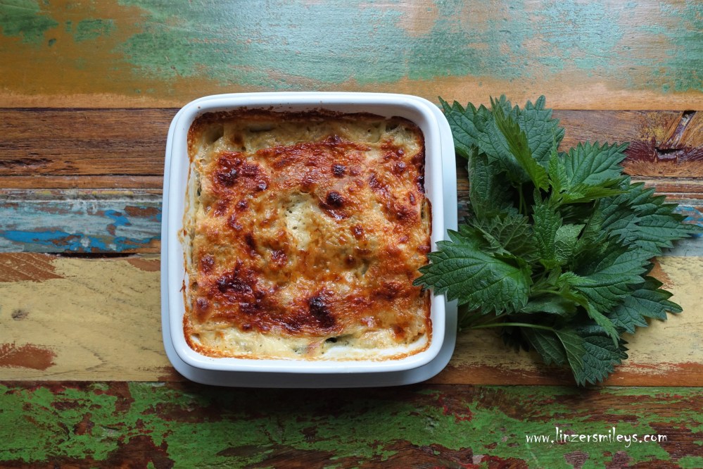 Lasagne mit Wildkräutern, vegetarisch, Brennnesseln, ortica, alle ortiche, italienischer Nudelauflauf, Wildkräuter sammeln, italienisch kochen