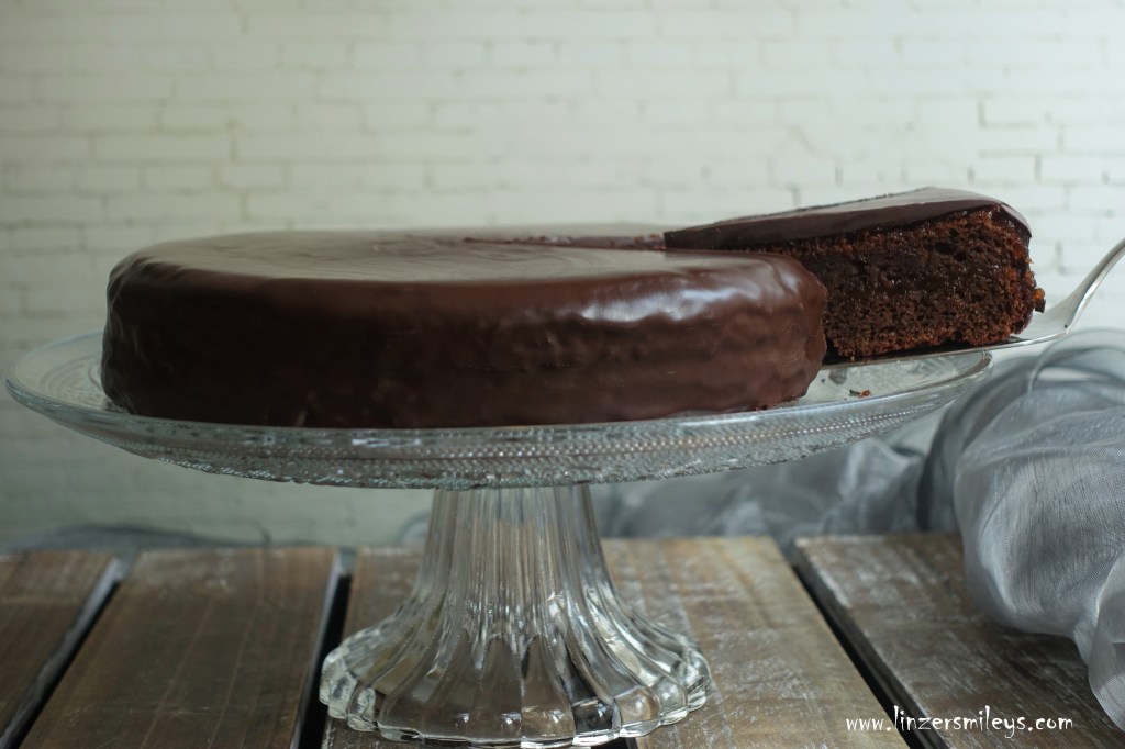 #linzersmileys Sachertorte mit Bohnen, Wiener Tortenklassiker neu interpretiert, Tradition versus Moderne, mit Hülsenfrüchten backen