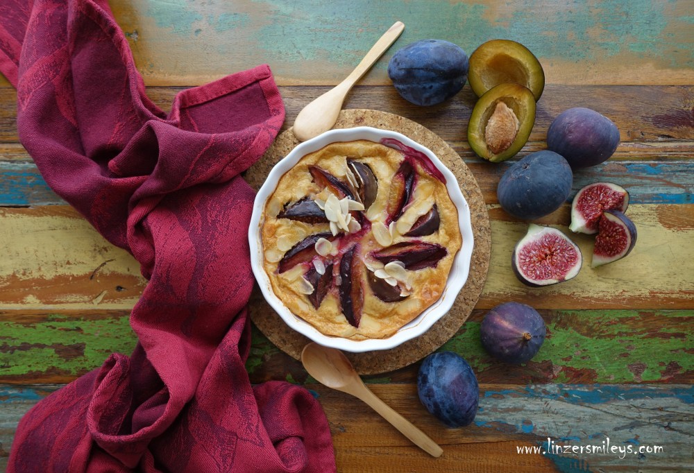 Clafoutis aux prunes et figues, Clafoutis mit Zwetschgen und Feigen, herbstlich backen, Kuchen zum Löffeln, Auflauf mit Obst, einfach, simpel, easy-peasy in der Zubereitung, Spezialität aus dem französischen Limousin, für Anfänger geeignet