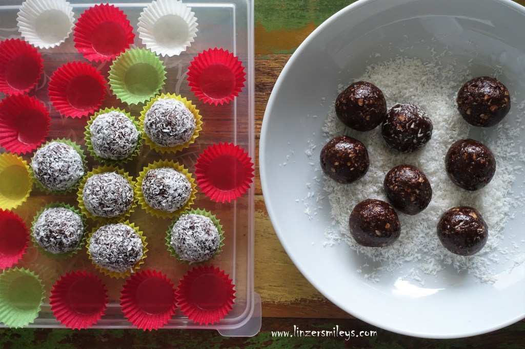 Easy – „Baking“ ohne Backofen: Chokladbollar – linzersmileys