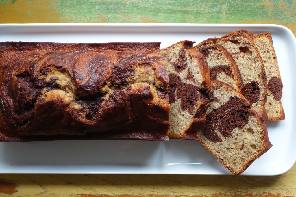 selbst gemacht, Resteverwertung, braune Bananen verwerten, nachhaltig #linzersmileys
Banana Bread, Marmorkuchen, black & white, mit Kakao, Frühstück