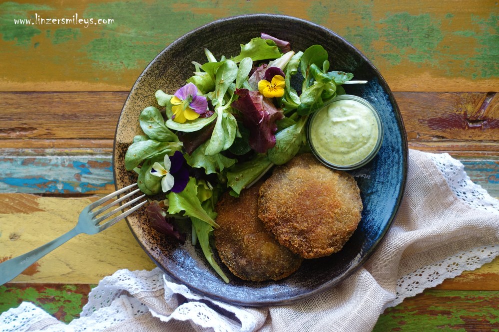 Portobello, Zuchtpilz, Fleischersatz, Alternative zu Fleisch, paniert, nach Wiener Art, Panade, Schnitzel für Vegetarier, Riesenchampignon