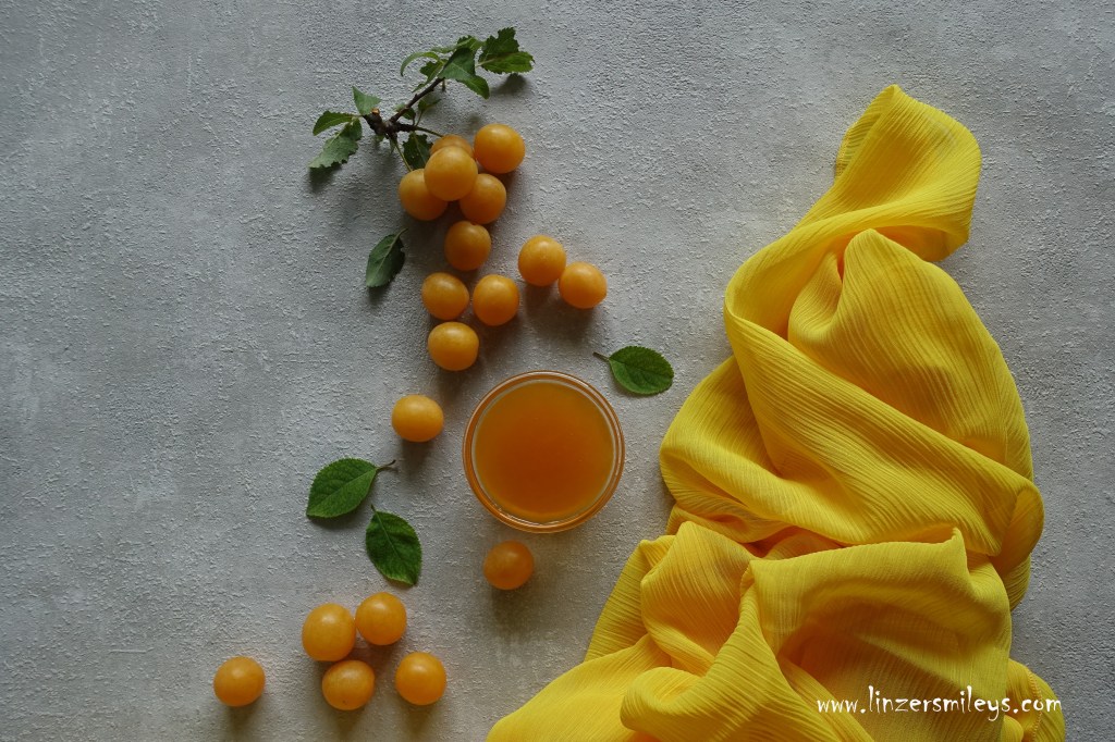 Kriecherl-Marmelade, gelbe Kriecherl, selbst gepflückt, einkochen, Kriechenpflaumen, Wildobst, aus dem Wiener Prater, Konfitüre, Marmelade, wilde Pflaumen, Haferschlehe, Kriecherlmarmelade, #linzersmileys