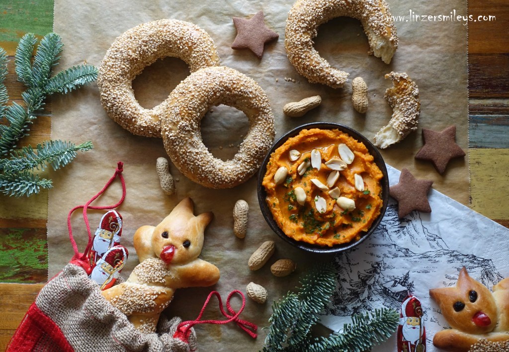 Nikolaus, Nikolo, Hl. Nikolaus, Bischof von Myra, 6. Dezember, der Krampus und der Nikolo, Nikolausjause, Krampusjause, Sesam-Krampus, Kürbis-Hummus, mit Kichererbsen