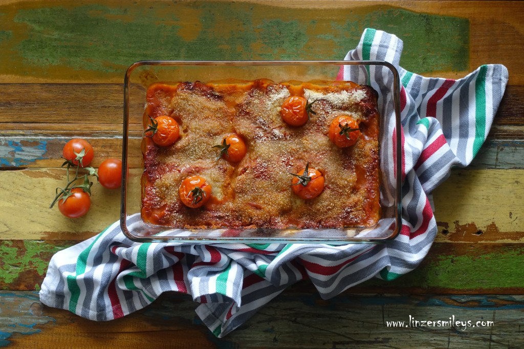 EasyCooking, Fischfilets mit Tomatensoße, Tomatensauce, Fisch aus dem Ofen, Fischauflauf, griechisch inspiriert, mediterran, mit Sardellen und Kapern, Dorsch, Kabeljau, gratiniert, würzig, pesce gratinato, mager, wenig Fett, Fastenzeit #linzersmileys