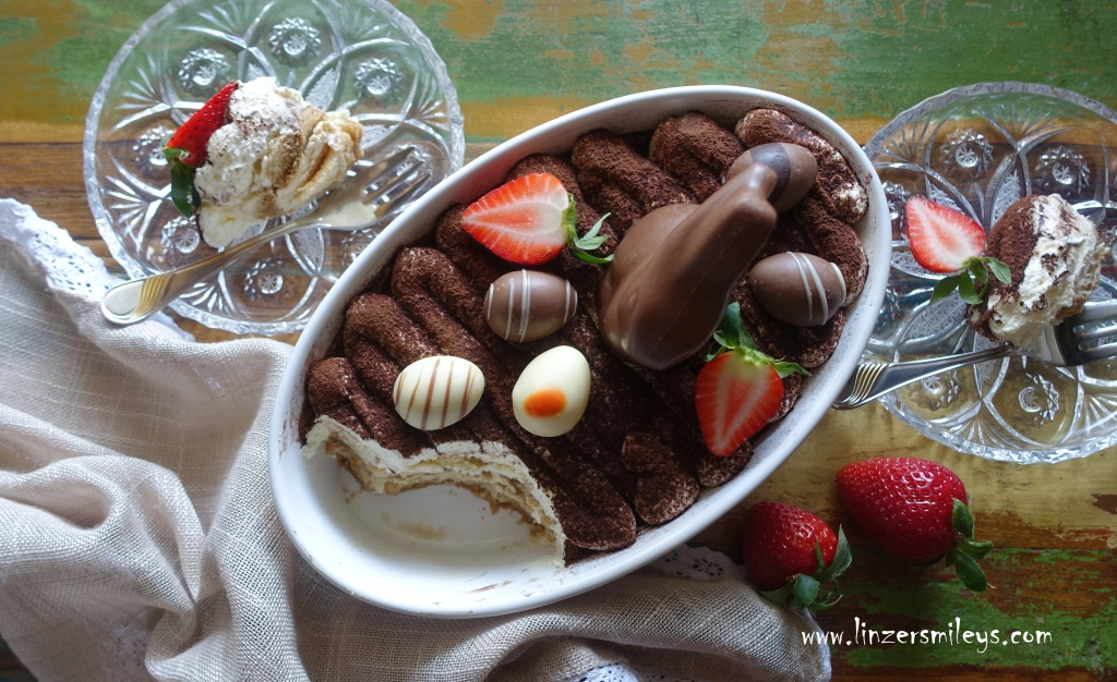 Tiramisu mit Eierlikör, ohne Extra-Ei in der Creme, easy-peasy Rezept, schnell und einfach, vov, liquore all'uovo, Eierlikör, zum Verschenken, DIY, selbstgemacht, homemade, Geschenkidee aus der Küche, Ostern, Geburtstag, passend zu jedem Anlass, mit Alkohol, Zitronenaroma, Orangenaroma, Schale, Citrusfrucht, italienisch inspiriert, Foodtrend #linzersmileys
