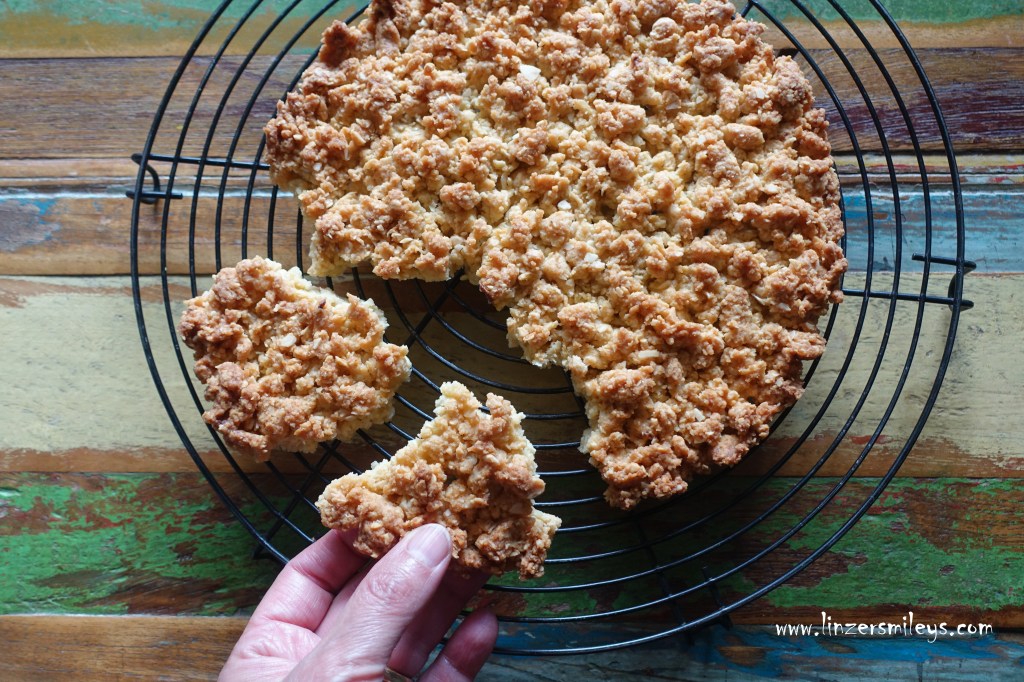 Rosegota, Sbrisolona, Fregolotta, Sbriciolata, norditalienisch, Venetien, Lombardei, Riesen-Keks, Krümeltorte, mit Mandeln, knusprig, Riesen-Cookie, backen in XL #linzersmileys