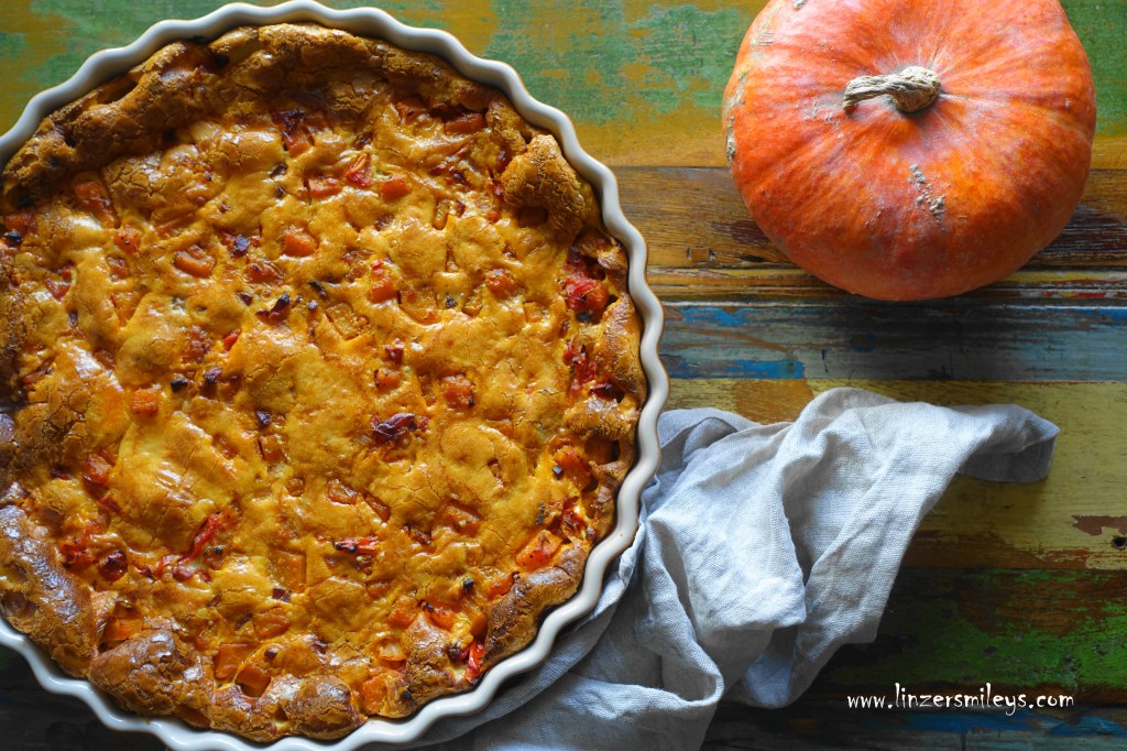 Clafoutis mit Kürbis und Speck, französischer Gemüseauflauf, avec courge, potiron, Butternuss, Hokkaido, kochen und backen im Herbst, con la zucca, con pancetta, Orange, der Herbst malt, herbstliche Küchenzaubereien, Rezept von Daniela Terenzi #linzersmileys