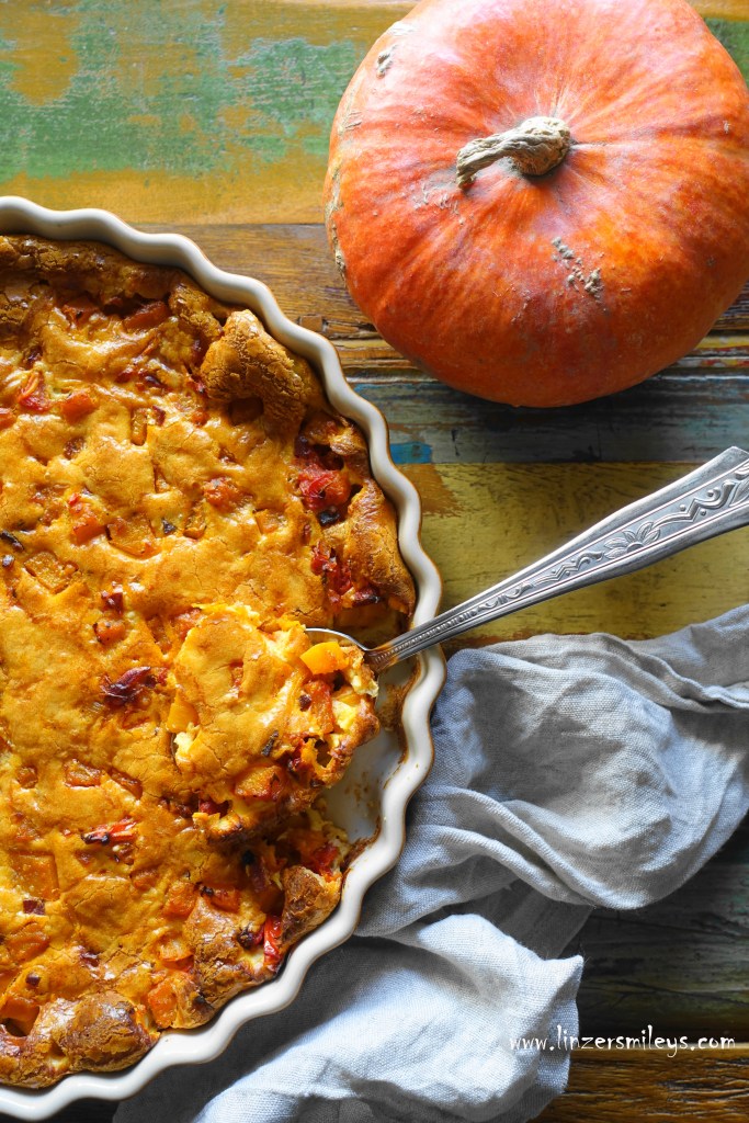 Clafoutis mit Kürbis und Speck, französischer Gemüseauflauf, avec courge, potiron, Butternuss, Hokkaido, kochen und backen im Herbst, con la zucca, con pancetta, Orange, der Herbst malt, herbstliche Küchenzaubereien, Rezept von Daniela Terenzi #linzersmileys