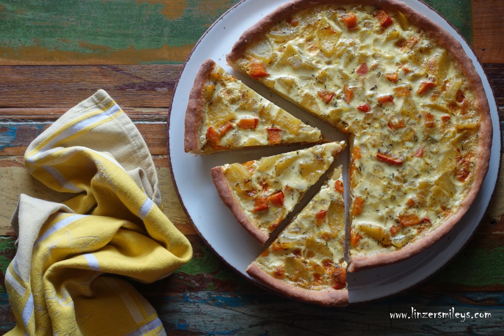 Quiche, Tarte, herzhaft, würzig, pikant, Kuchen, mit Kartoffeln und Kürbis, Thymian, aux pommes de terre et citrouille, torta salata con patate e zucca, herbstlich, kochen und backen im Herbst, Rezept von Daniela Terenzi #linzersmileys