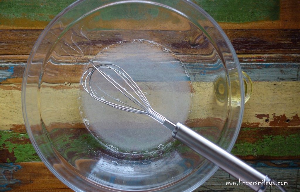 Wiener Wasser - Muffins, Veganuary, Wasserkuchen, vegan, backen ohne Ei, ohne tierische Zutaten, rein pflanzlich, mit Zitronennote, Rezept von Daniela Terenzi #linzersmileys