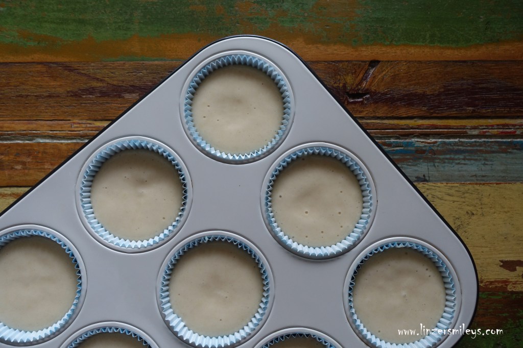 Wiener Wasser - Muffins, Veganuary, Wasserkuchen, vegan, backen ohne Ei, ohne tierische Zutaten, rein pflanzlich, mit Zitronennote, Rezept von Daniela Terenzi #linzersmileys