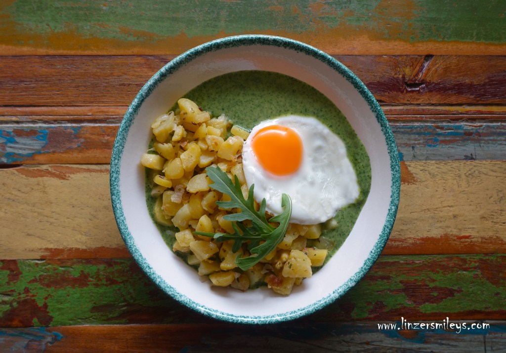 Erdäpfelschmarrn, speckig, festkochend, Salaterdäpfel, Kartoffelschmarren, einfach und bodenständig, vegan, das Beste aus Resten, nachhaltig, Resteverwertung, gegen Lebensmittelverschwendung, Rette mich Box, Lidl, Daniela Terenzi #linzersmileys