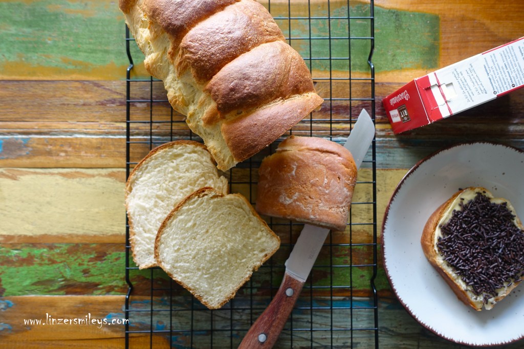 Boterham met hagelslag, De RIT organics, Butterbrot mit Streusel, Schokostreusel, Chocoladehagelslag in Bio-Qualität, holländisch, niederländisch, Frühstück, Schokolade aufs Brot DIY Buttermilchbrioche, Rezept von Daniela Terenzi #linzersmileys