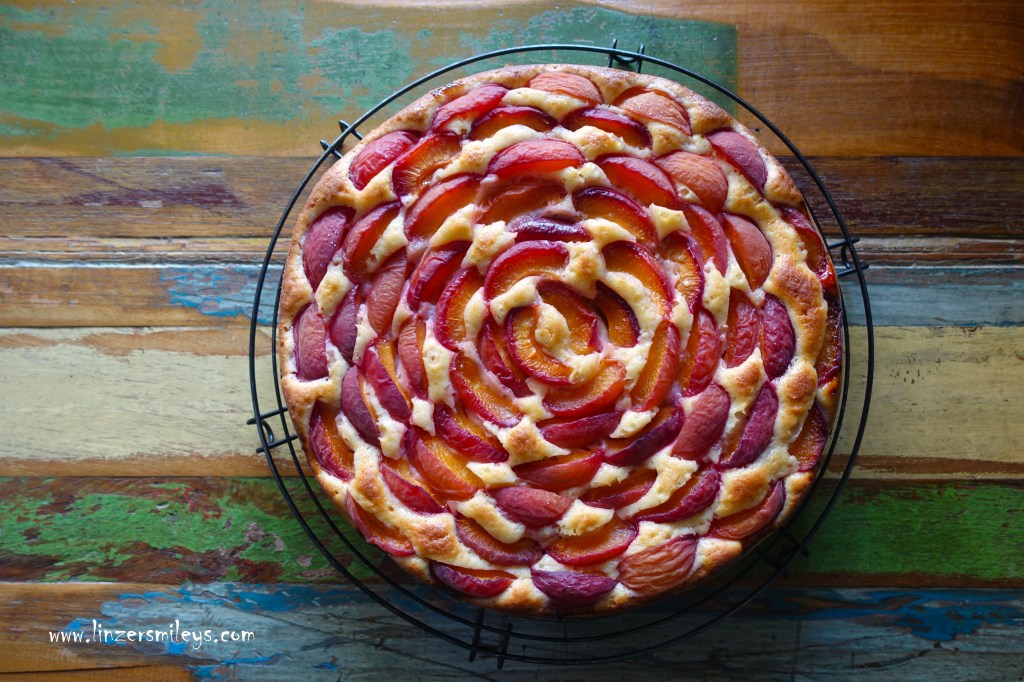 Marillentarte, Aprikosentarte, Obstkuchen, französisch inspiriert, Sommer, fruchtig, vegetarisch, backen mit Steinobst, Frischkäse im Teig, fluffig, saftig, fein-säuerlich, saisonal, heimische Früchte, Juli, Wachauer Marillen, Obstbelag, sommerlich, Lieblingskuchen, Daniela Terenzi #linzersmileys