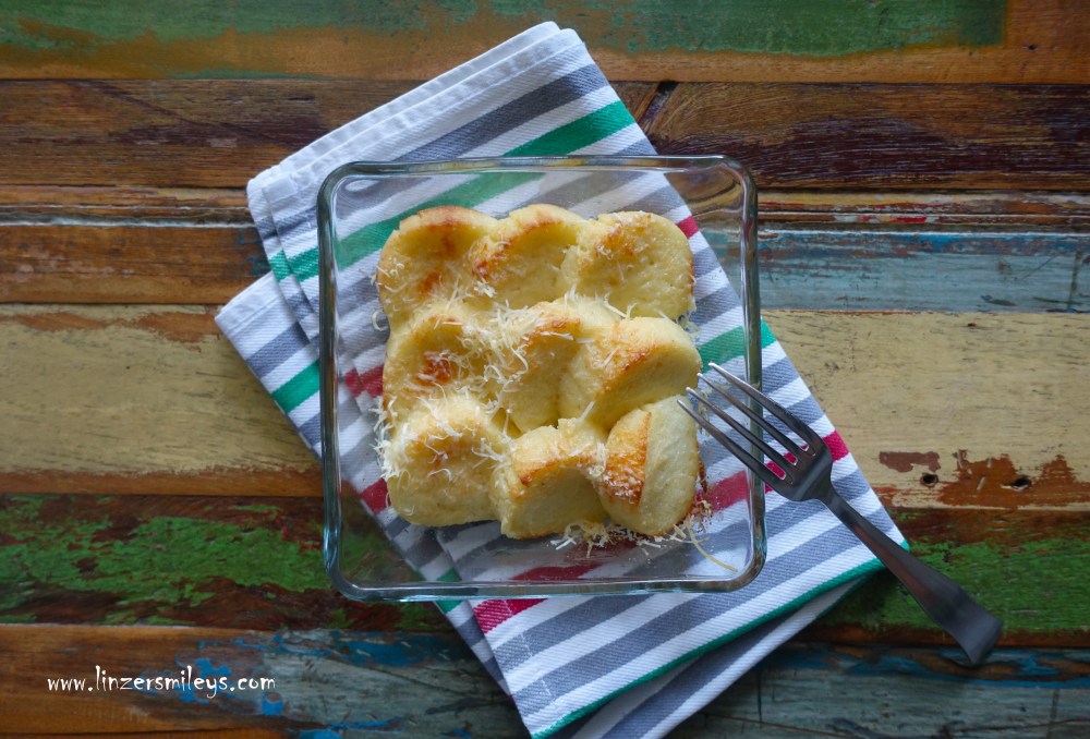 Gnocchi alla romana, Grieß-Gnocchi, Grießnocken, mit Weizengrieß, Dinkelgrieß, römisch kochen, specialità romana, Spezialität aus Rom, Comfort Food, Donnerstag, Wohlfühlküche, urrömisch, Pecorino romano, Arme-Leute-Essen, bäuerlich, vegetarisch, mit Milch, lecker, Besonderes aus einfachen Zutaten, Daniela Terenzi #linzersmileys