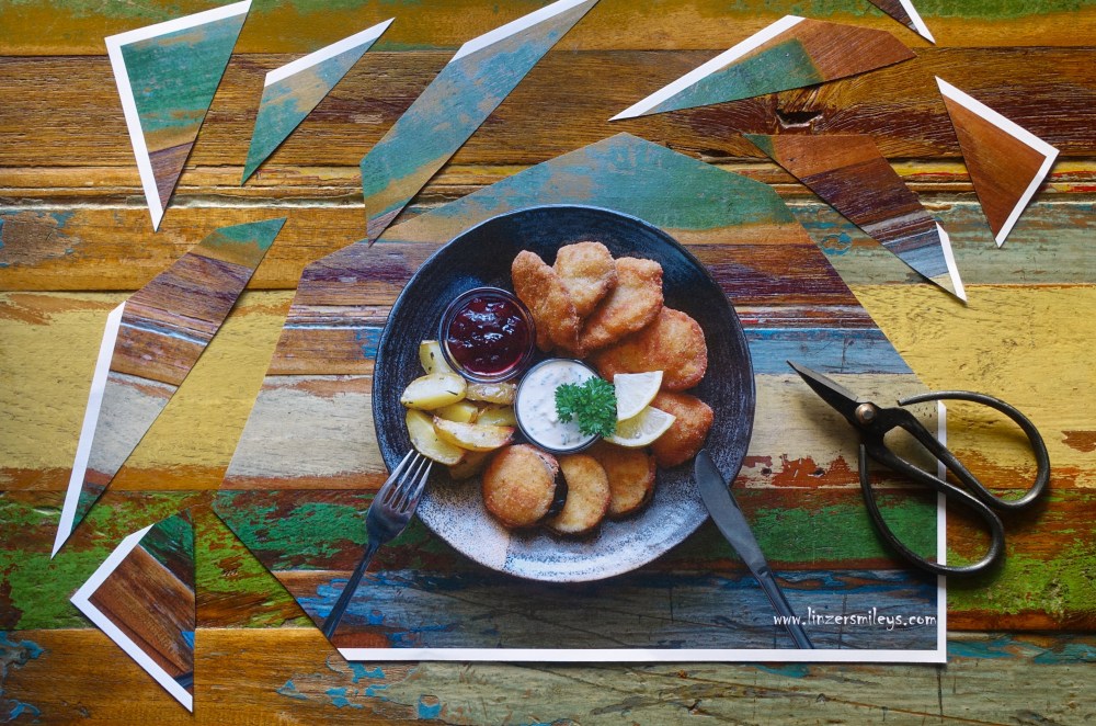 Auf Schnitzeljagd, Schnipseljagd, zweierlei Schnitzel nach Wiener Art, Dukatenschnitzel, kaiserlich köstlich schmausen, goldgelb, Schweinefilet, Schweinslungenbraten, Kaiser Franz Josephs Leibspeise, Melanzanischnitzel, Auberginenschnitzel, vegetarisch, Panade, Panier, in Öl gebacken, österreichisch, Hausmannskost, Sonntagsessen, mit Remouladensoße, Preiselbeeren, Daniela Terenzi #linzersmileys