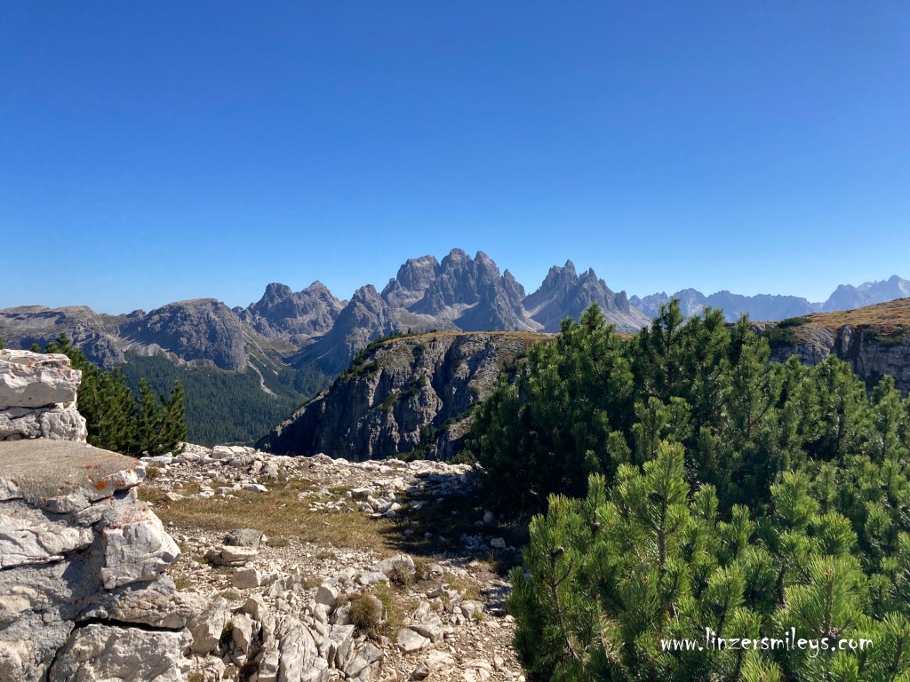 Auf dem Monte Piana, Südtirol, Alto Adige, wandern, Bergsteigen, Dürrensee, Blick auf die Drei-Zinnen, Tre Cime, UNESCO Weltnaturerbe, Veneto, Ventien, Belluno, Urlaub, Daniela Terenzi, Foodblog #linzersmileys
