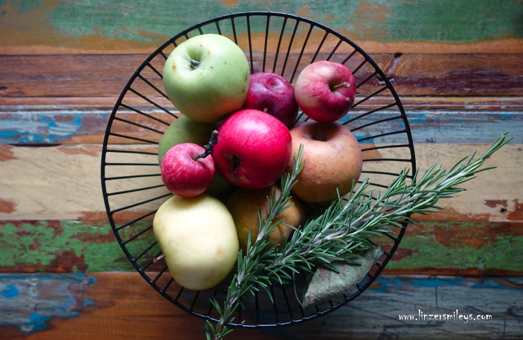 Äpfel aus der Wachau, Rosmarin aus dem Marchfeld, kulinarische Mitgebsel aus Niederösterreich, perfekt für herbstliche Rezepte, Daniela Terenzi #linzersmileys