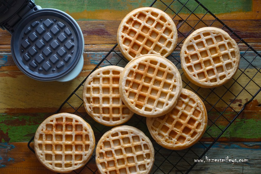 süße Frühstückswaffeln, Waffeln, mit Sauerteigresten, Sauerteigüberschuss, Resteverwertung, nachhaltig, aus Resten Köstliches zaubern, Sourdough Discard, Frühstücksidee, Waffeleisen, vegetarisch, easy-peasy, Rezept von Daniela Terenzi vom Food Blog #linzersmileys